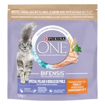 Purina ONE Croquettes pour Chat Spécial Pelage et Boules de Poils au Poulet 1,5 kg